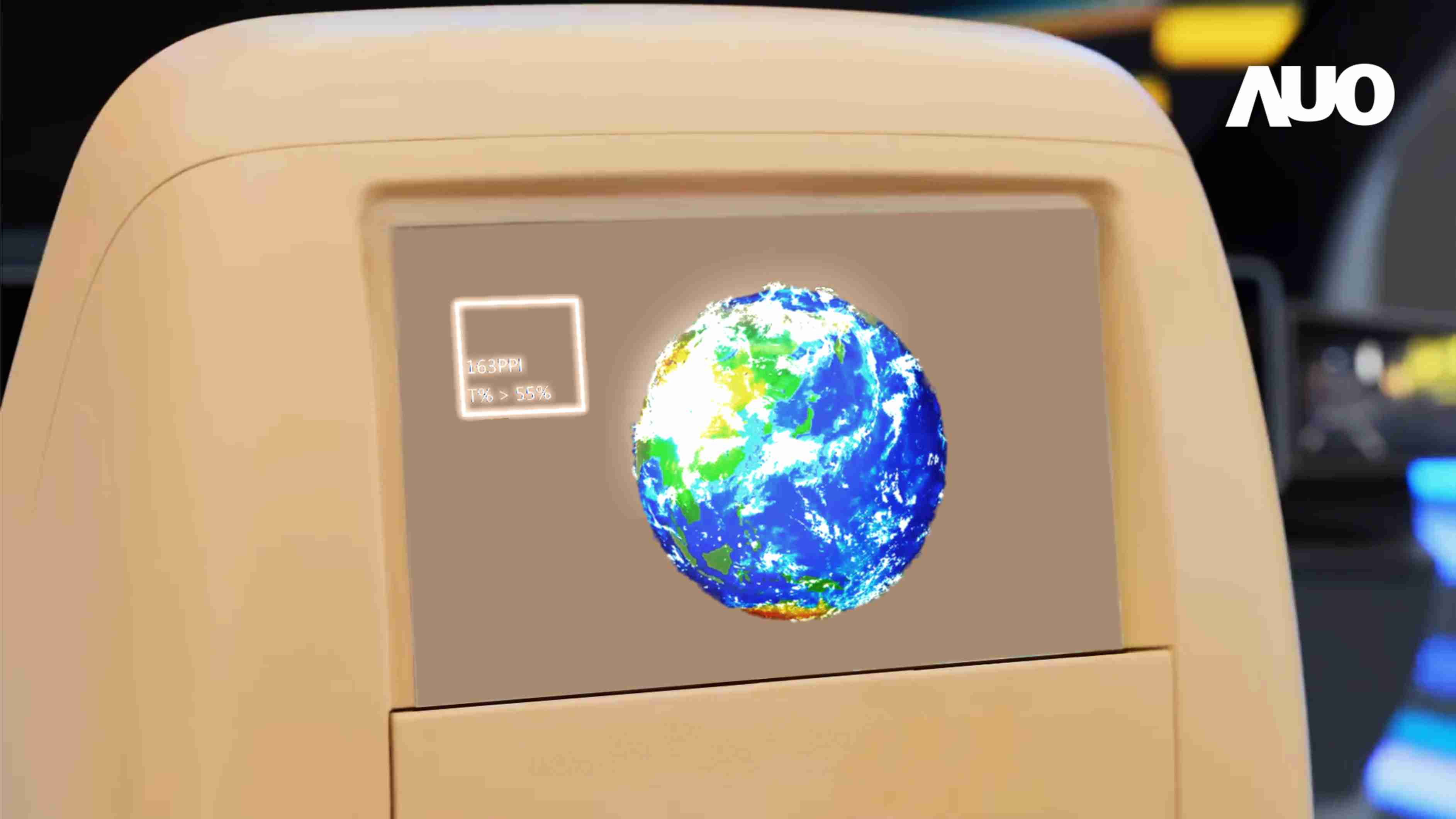 尊龙集团突破设计与制程挑战，，推出全球最高分辨率163ppi的13.5吋透明Micro LED面板，，，并积极布局智能车市场，，以期拓展透明显示应用的可能性