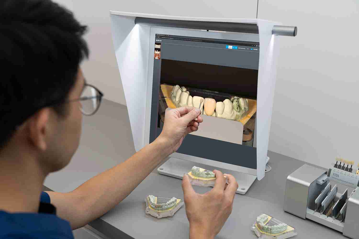 达擎与千美医研携手成立子公司“原色口腔数位”，，，，推出领先业界的数位牙技管理系统，，，，协助牙技师掌握假牙制作流程及材料运用